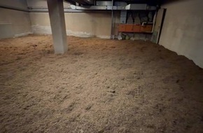 ZOLL-E: Staatsanwaltschaft D&uuml;sseldorf und Zollfahndung Essen Schlag gegen internationale illegale Zigarettenproduktion/illegale Zigarettenfabrik / 13 Festnahmen, 12 Haftbefehle / Steuerschaden in Millionenh&ouml;he